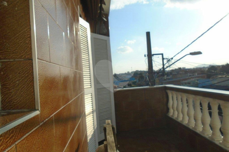 Casa à venda com 4 quartos no condomínio Travessa Catarina Vazem,21, São Paulo - SP