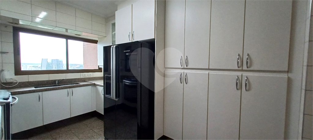 Apartamento à venda com 4 suítes em Jardim Fonte do Morumbi, São Paulo, SP