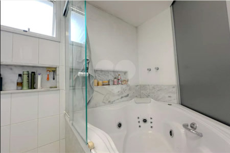 Apartamento à venda com 2 quartos, sendo 1 suíte,  em Água Branca, São Paulo, SP