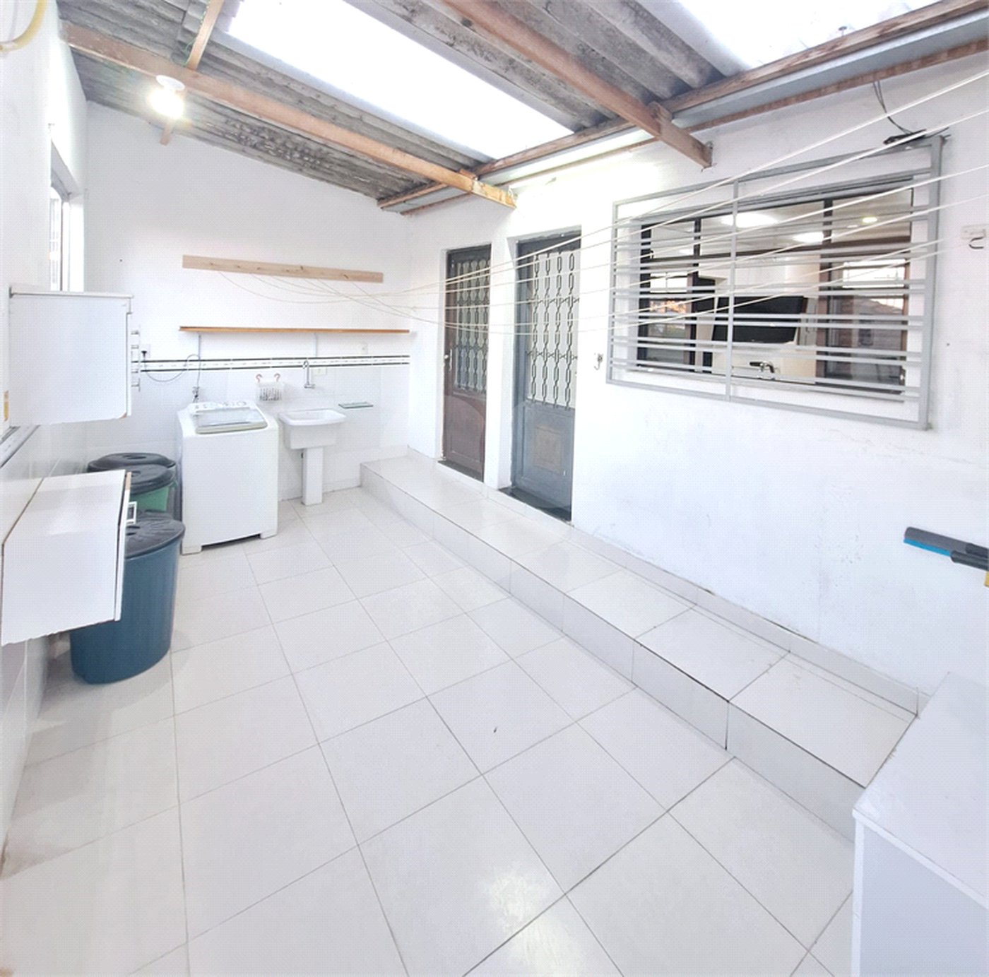 Casa Térrea à venda com 3 quartos, sendo 1 suíte, em Parque Edu Chaves, São Paulo, SP