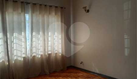 Casa à venda com 3 quartos no Centro, Itapetininga, SP