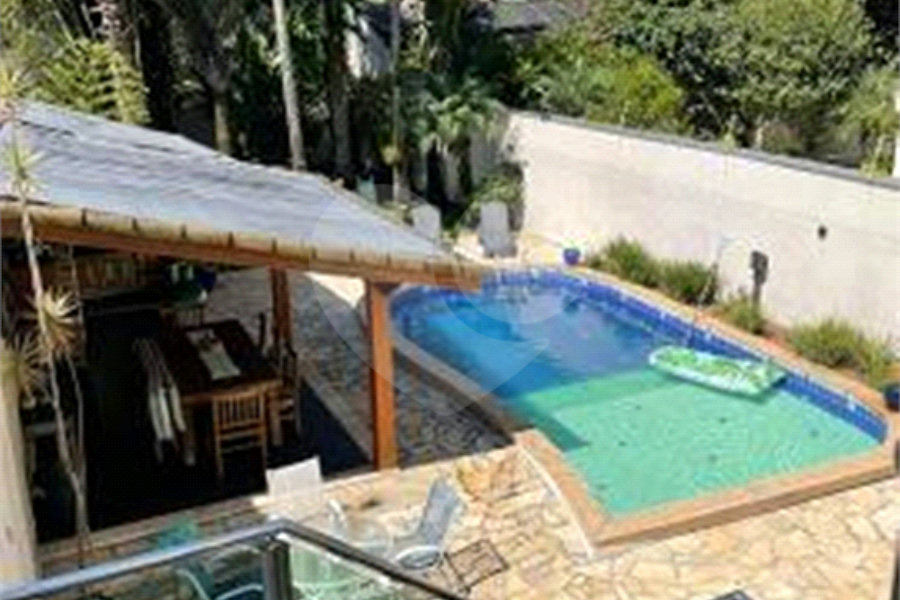 Casa à venda com 4 suítes em Jardim Floresta, São Paulo, SP