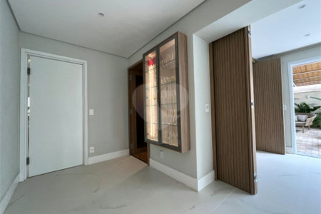 Apartamento à venda com 4 suítes em Santana, São Paulo, SP