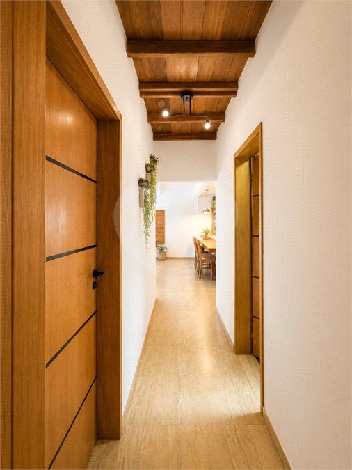 Casa Térrea à venda com 3 quartos, sendo 2 suítes,  em Luiz Fagundes, Mairiporã, SP