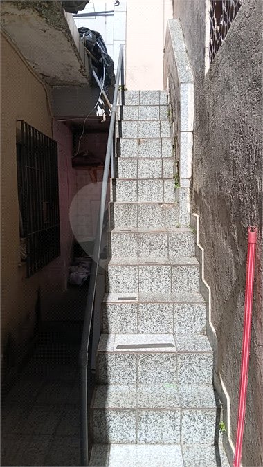 Térrea 02 dormitórios, localização privilegiada. Próximo a tudo