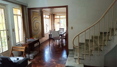 Casa à venda com 4 quartos, sendo 1 suíte,  em Perdizes, São Paulo, SP