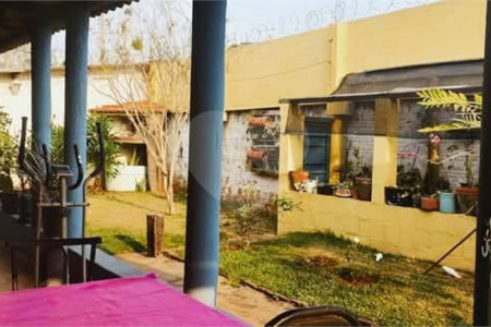 Casa Avarandada à Venda no Belverde – Espaço, Conforto e Contato com a Natureza