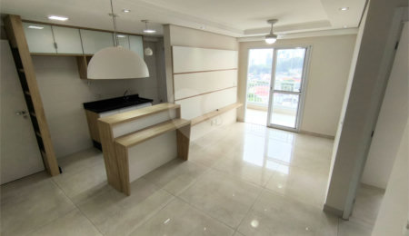 Apartamento à venda com 2 quartos, sendo 1 suíte,  em Jardim Vazani, São Paulo, SP