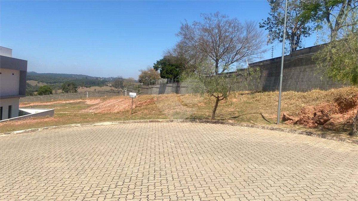 Terreno à venda no condomínio Vale das Águas, Itatiba - SP
