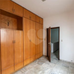 Casa à venda com 3 quartos, sendo 1 suíte,  em Vila Mariana, São Paulo, SP