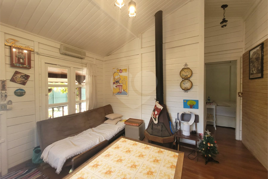 Casa à venda com 2 suítes no condomínio Alpes da Cantareira, Mairiporã - SP