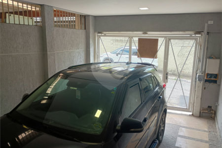 Sobrado à venda com 3 suítes em Chácara Japonesa, São Paulo, SP