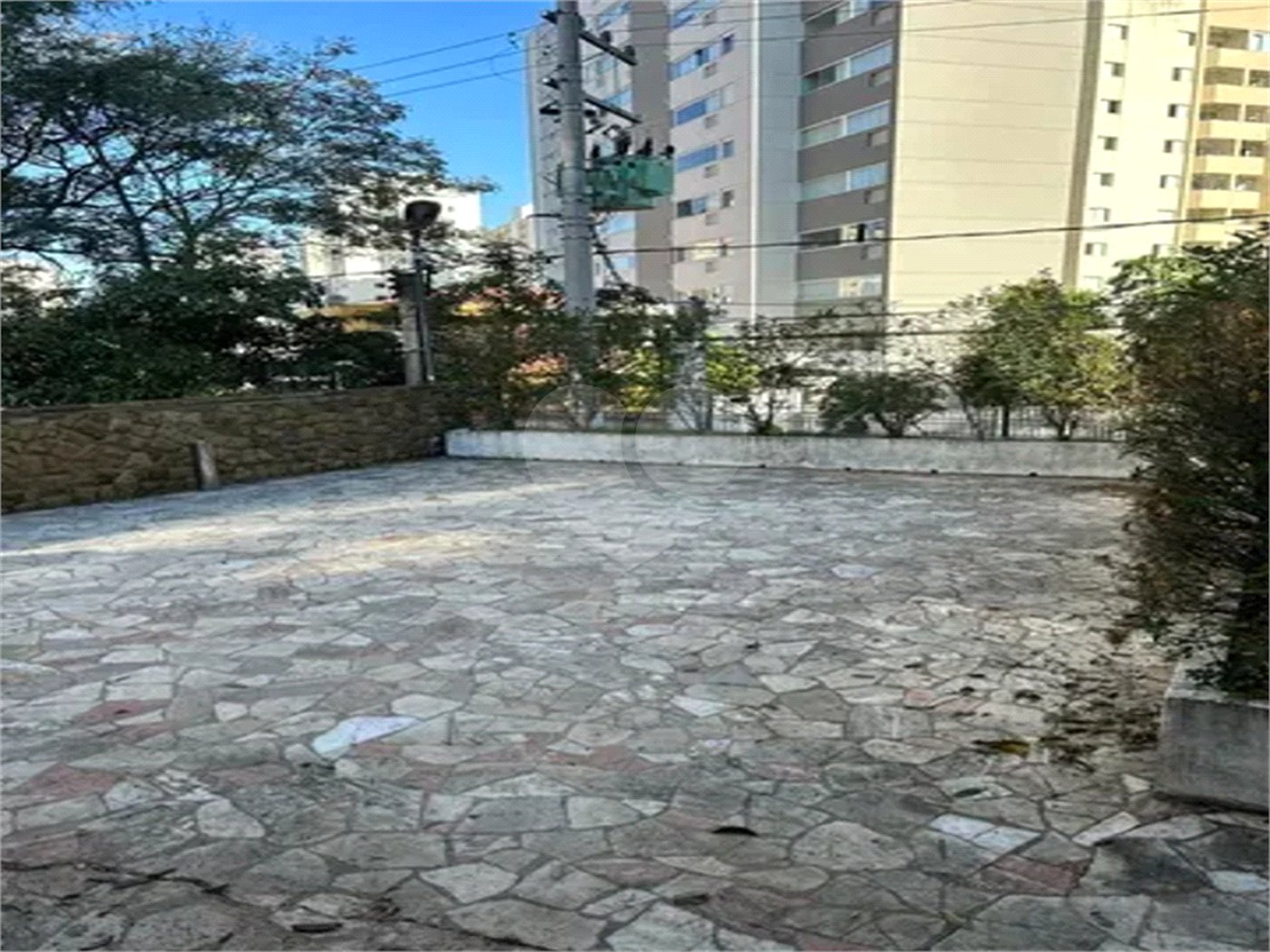 Casa à venda com 8 quartos em Saúde, São Paulo, SP