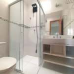 Casa à venda com 3 quartos, sendo 1 suíte, no condomínio Apeu, São Paulo - SP