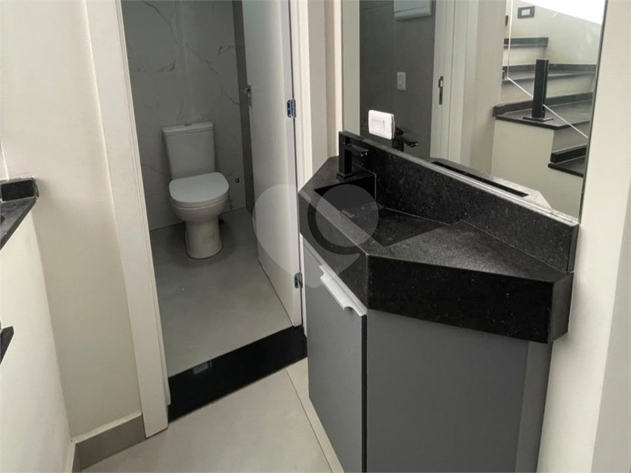 Casa à venda com 3 quartos, sendo 1 suíte, no condomínio Helena Maria, Sorocaba - SP