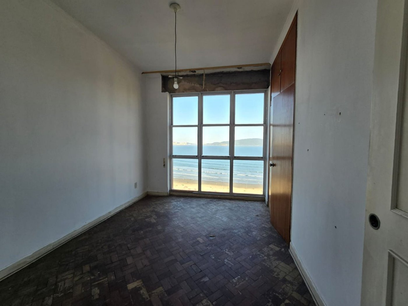 Apartamento com 3 dormitórios à venda, 175 m² por R$ 950.000,00 - Itararé - São Vicente/SP