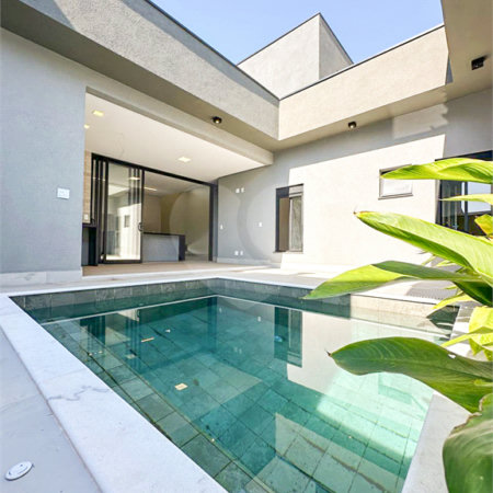 Casa à venda com 3 suítes no condomínio Residencial Mont'alcino, Valinhos - SP