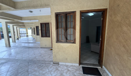 Condomínio à venda com 2 quartos em Guilhermina, Praia Grande, SP
