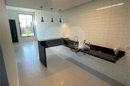 Casa à venda com 3 quartos, sendo 2 suítes,  no condomínio Residencial Jardim, Sorocaba - SP