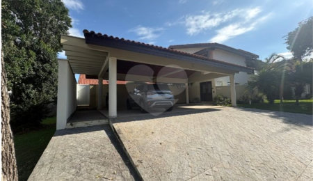 Casa à venda com 4 suítes no condomínio Granja Olga II, Sorocaba - SP