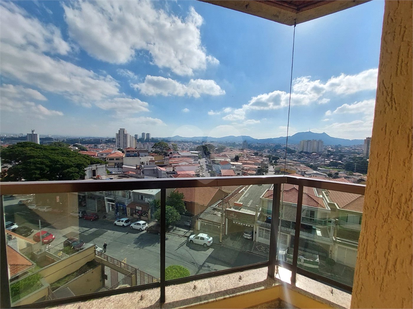 Apartamento à venda com 3 quartos, sendo 1 suíte, em Parque São Domingos, São Paulo, SP