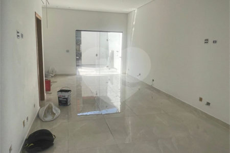 Casa à venda com 3 quartos, sendo 1 suíte,  em Jardim São Pedro, Mogi das Cruzes, SP
