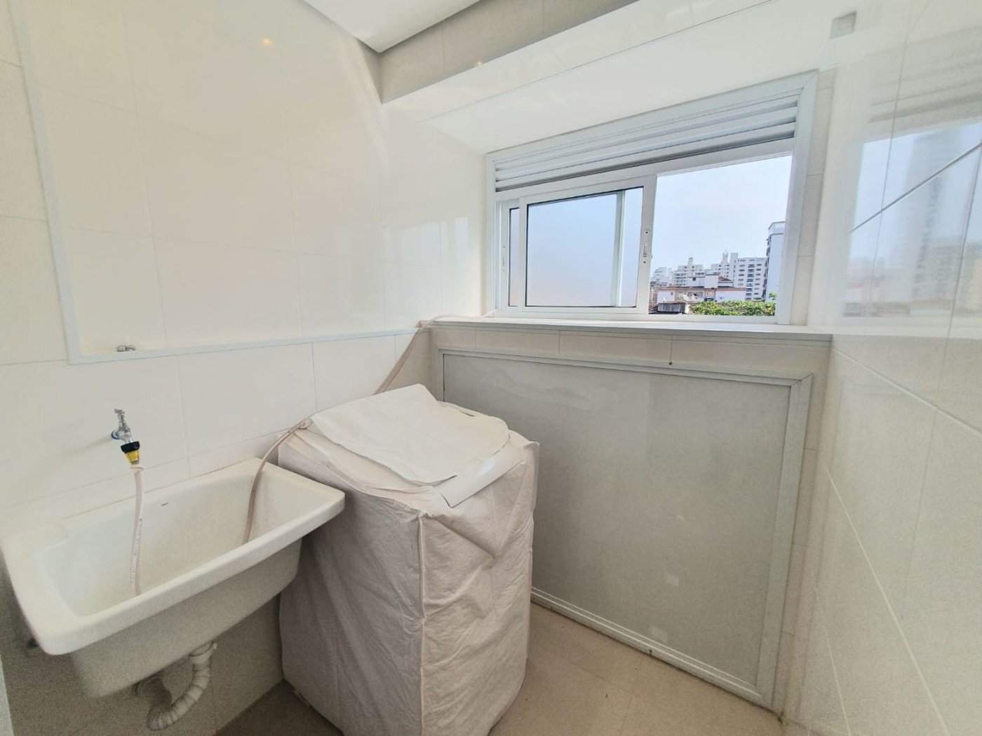 Apartamento Garden 94 m² com 2 dormitórios para venda ou aluguel no Embaré - Santos/SP
