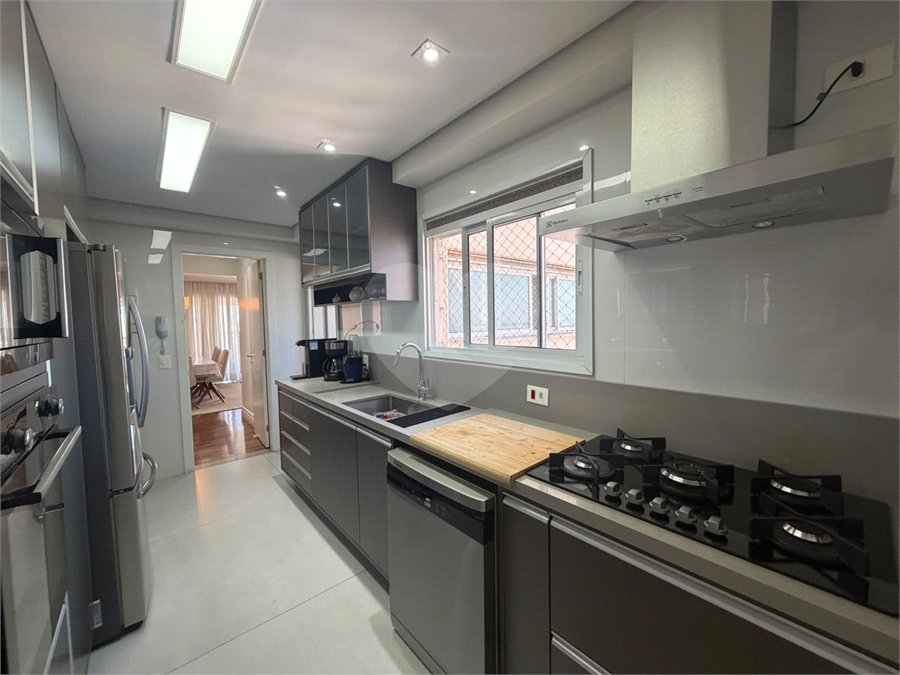 Apartamento à venda com 3 suítes em Jardim Marajoara, São Paulo, SP