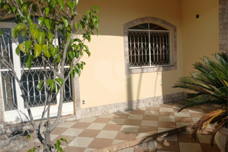 Casa à venda com 3 quartos, sendo 2 suítes, em Campo Grande, Rio de Janeiro, RJ