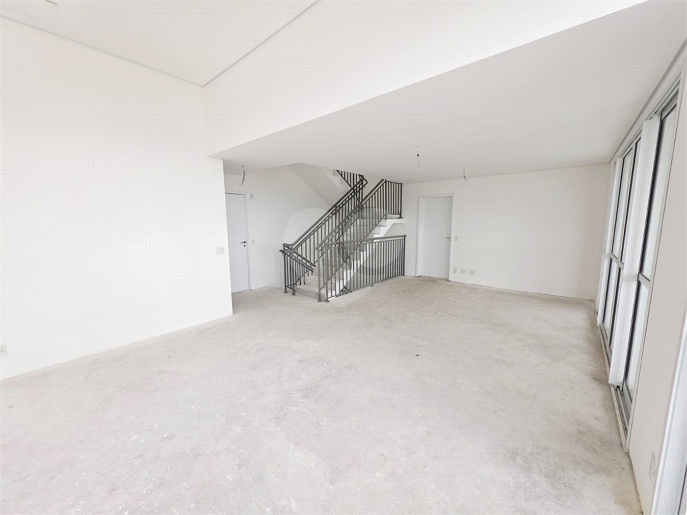 Triplex à venda com 4 suítes em Anhangabaú, Jundiaí, SP