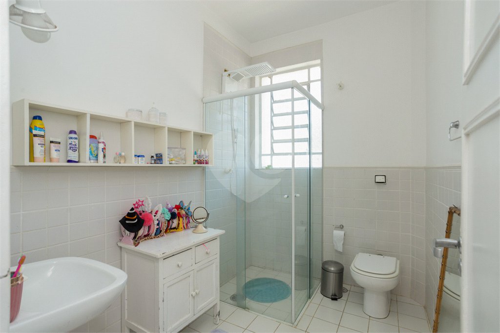 Sobrado à venda com 4 quartos, sendo 2 suítes, em Vila Madalena, São Paulo, SP