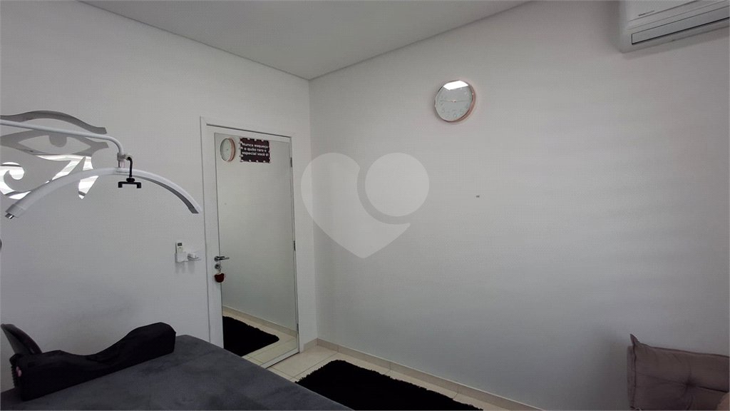 Casa à venda com 2 quartos, sendo 1 suíte, em Vila Assis, Sorocaba, SP