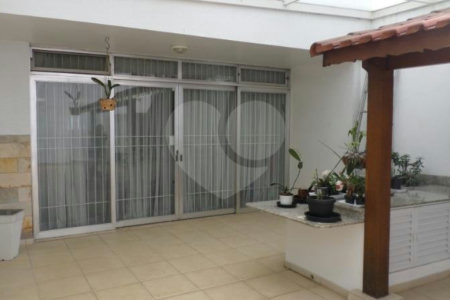 Casa para alugar com 4 quartos, sendo 3 suítes, em Planalto Paulista, São Paulo, SP