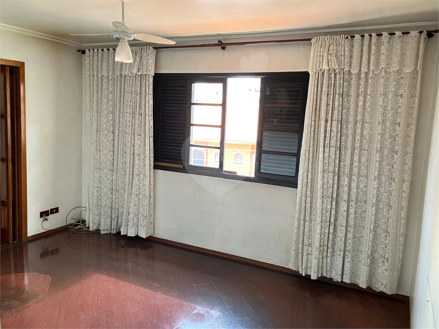 Sobrado à venda com 3 quartos, sendo 1 suíte, em Vila Mazzei, São Paulo, SP