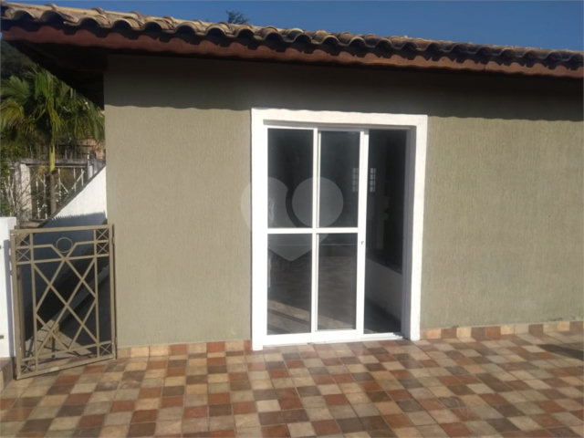 Casa à venda com 3 quartos, sendo 1 suíte,  no condomínio Alpes de Mairiporã, Mairiporã - SP