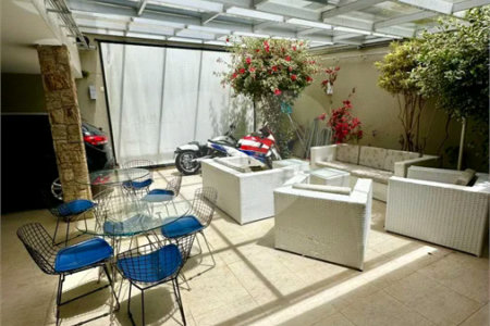 Casa de Alto Padrão à Venda no Parque dos Pássaros – 350 m²
