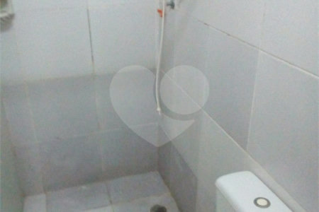 Sobrado à venda com 7 suítes em Vila Romana, São Paulo, SP