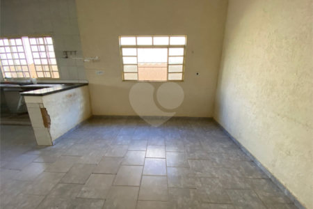 Casa à venda com 3 quartos, sendo 2 suítes, no Centro, Três Lagoas, MS