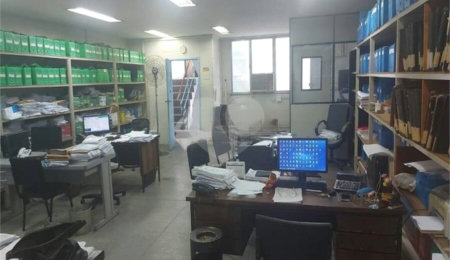 Prédio à venda em Benfica, Rio de Janeiro, RJ