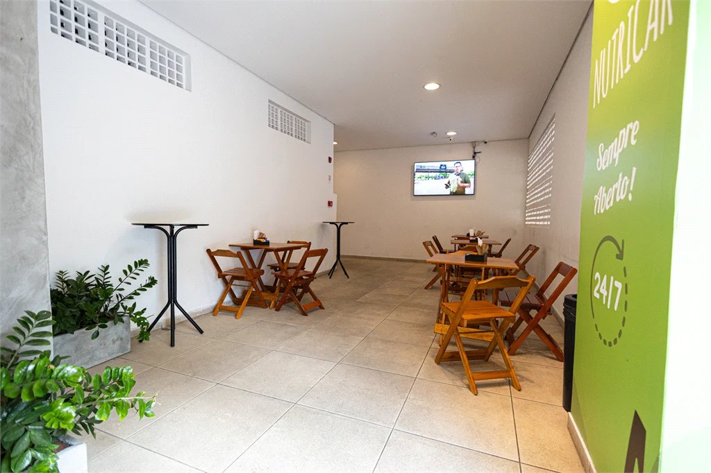 Apartamento à venda com 5 quartos, sendo 4 suítes, em Parque Reboucas, São Paulo, SP