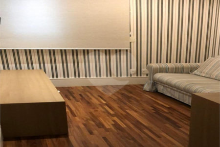 Apartamento à venda com 2 quartos, sendo 1 suíte, em Moema, São Paulo, SP