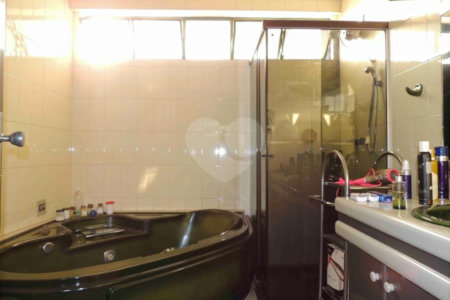 Casa de Vila à venda com 4 quartos, sendo 2 suítes, em Jardim dos Estados, São Paulo, SP