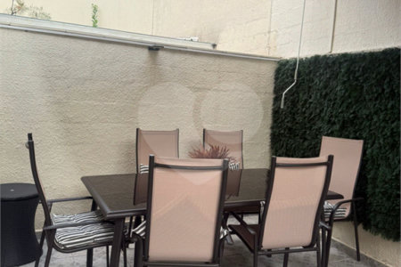 Casa à venda com 3 quartos, sendo 1 suíte, no condomínio Villas de São Francisco, São Paulo - SP