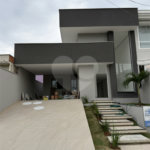 Casa à venda com 3 quartos, sendo 1 suíte, no condomínio Grand Park, Rio de Janeiro - RJ