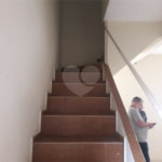 Casa Térrea à venda com 4 quartos, sendo 1 suíte, em Vila Constança, São Paulo, SP