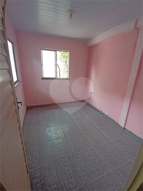 Casa Térrea à venda com 5 quartos em Santa Cruz, Rio de Janeiro, RJ
