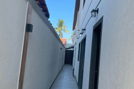 🌊 OPORTUNIDADE ÚNICA EM PRAIA GRANDE – VILA MIRIM! 🏡