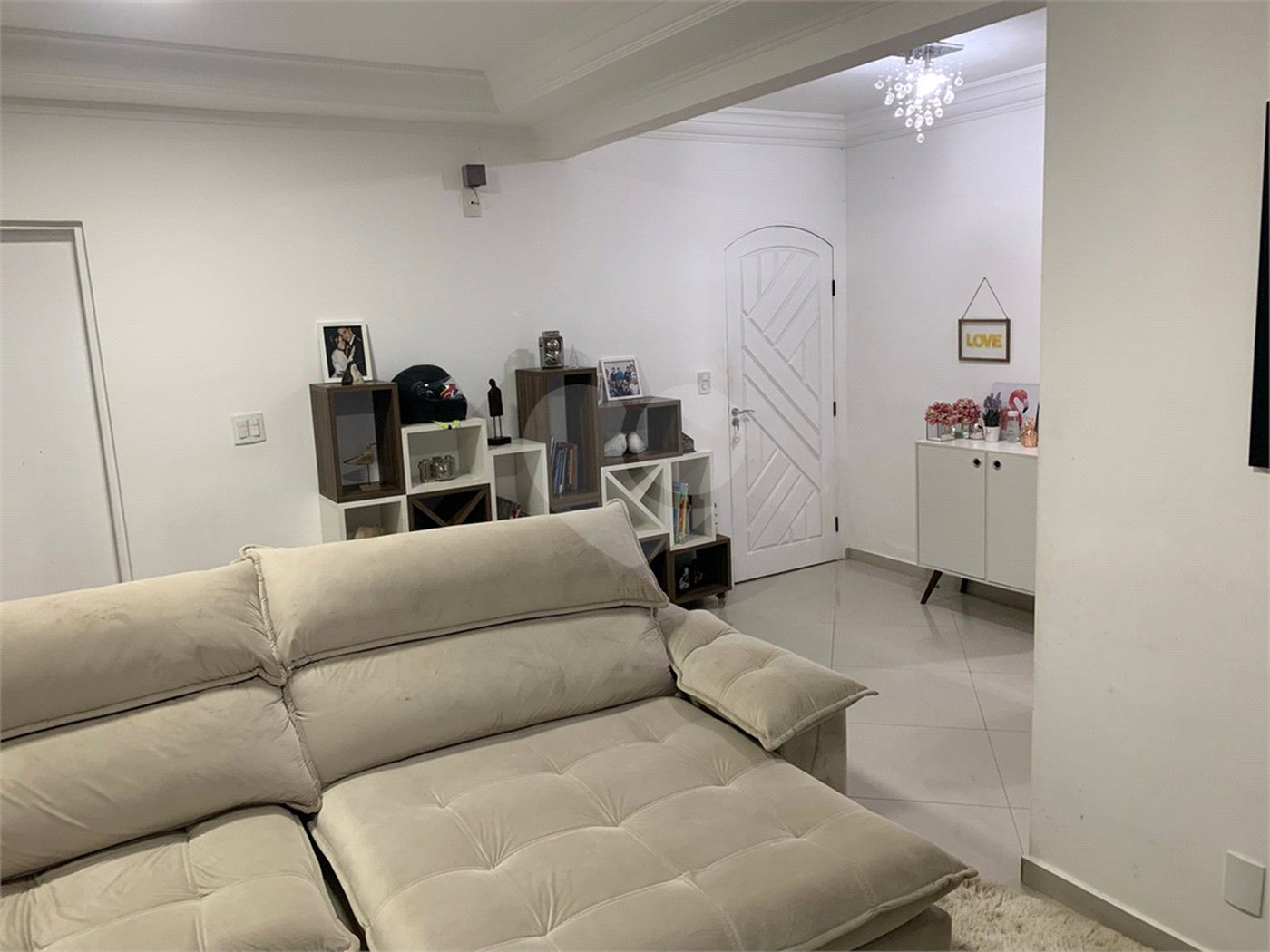 Sobrado à venda com 3 quartos, sendo 1 suíte, em Residencial Novo Horizonte I, Mogi das Cruzes, SP