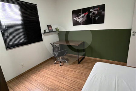 Apartamento à venda com 2 quartos, sendo 1 suíte, em Jardim Carambeí, São Roque, SP