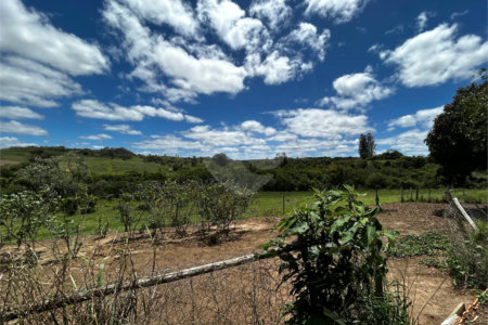 Sítio à venda com 2 quartos em Área Rural de Varginha, Itapetininga, SP